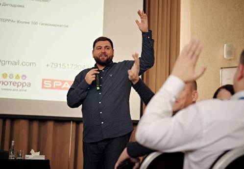 Популярная книга о сервисе Максима Недякина выходит в обновлённой версии «Искренний сервис 2.0»