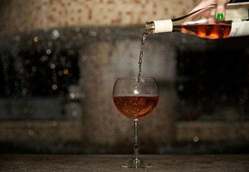 Эксперт: часть алкогольного рынка в России уходит в тень из-за подорожания