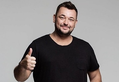 Суд приостановил дело Сергея Жукова против лейбла «Джем» из-за расследования в отношении его руководителя