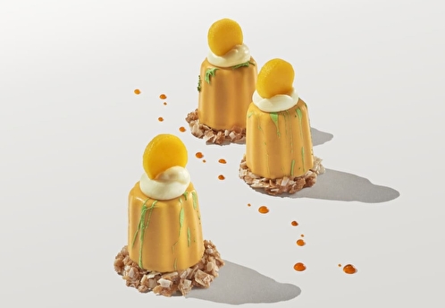 Флэт уайт с земляникой, десерт «Матч ТВ 10 лет» и быстрые свидания в FITZ Gin Bar. Гастроновости недели