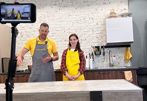 Новый выпуск «Про еду и людей»: разговор с социологом Евгенией Кузинер о женской бездомности.