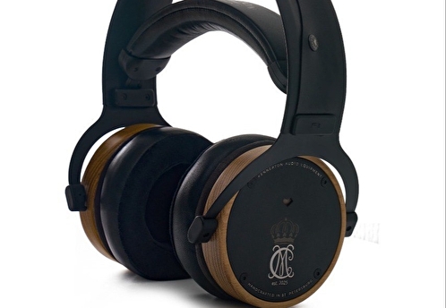 Monte Carlo est. 2025 представил новые наушники :ἄλφα [Альфа]