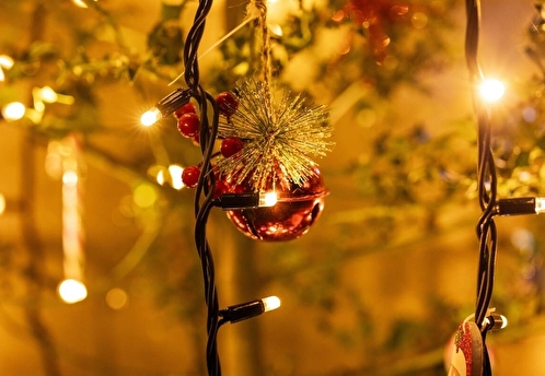 Когда новогодняя сказка вспыхивает за секунду: как гирлянды заводят огненный хоровод