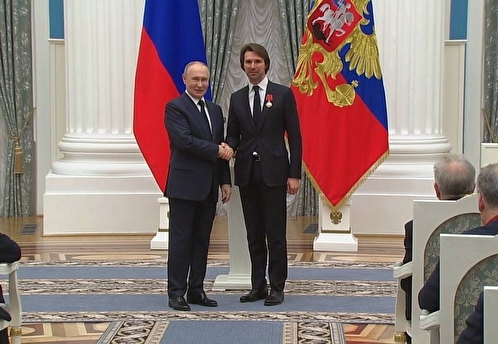 Владимир Путин отметил вклад «Русской Медиагруппы» в развитие культуры и СМИ