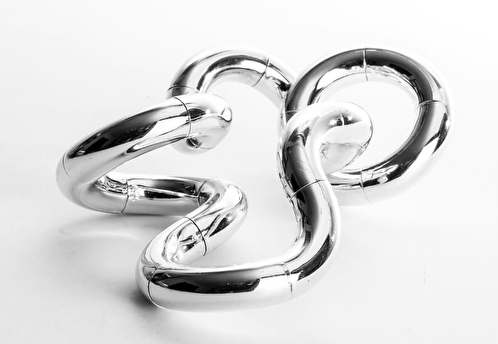 Эксперт объяснил скачок цен на серебро и его влияние на рынок