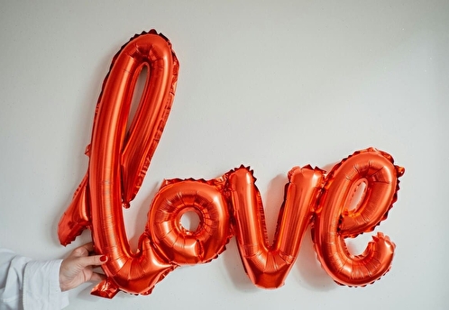 Love list: эстетичные подарки с настроением праздника