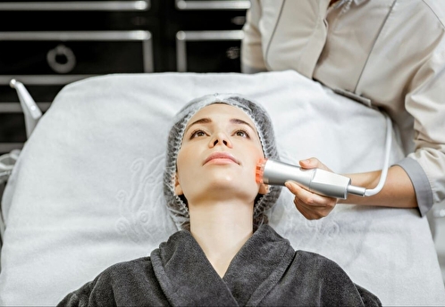 Эксперт рассказала, как сохранить свежесть кожи зимой с помощью аппаратных технологий