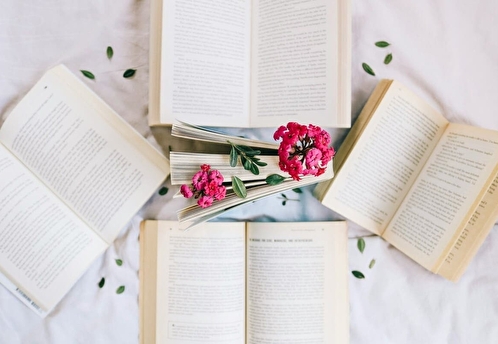 БОМБОРА отмечает 10-летие Дня книгодарения: миллион книг и подарки москвичам в День всех влюбленных