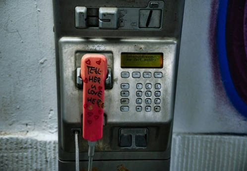 В Госдуме предложили вернуть таксофоны в новом формате — с доступом в интернет