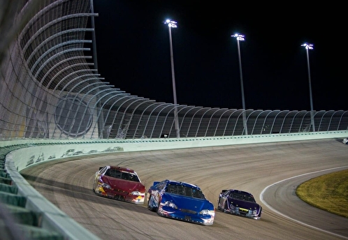 Автоэксперт объяснил рост популярности дрифта в России