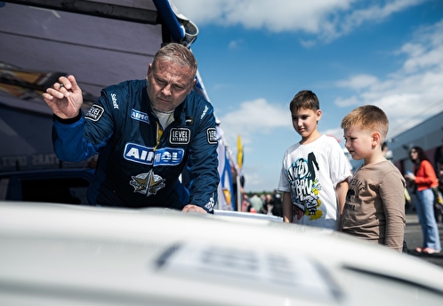 Глава Российской Дрифт Серии Дмитрий Добровольский запустил подкаст «Скорость решений»