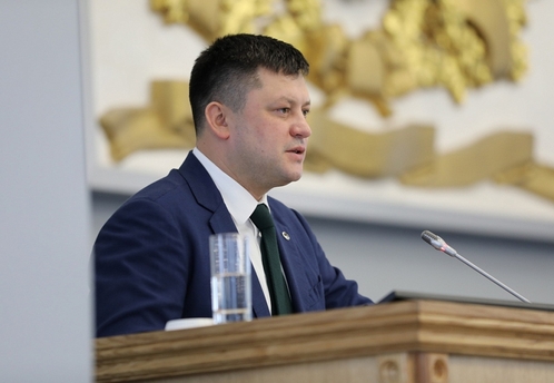Скандал вокруг бывшего мэра Уфы: уголовное дело, дорогой автомобиль и вопросы к окружению чиновника