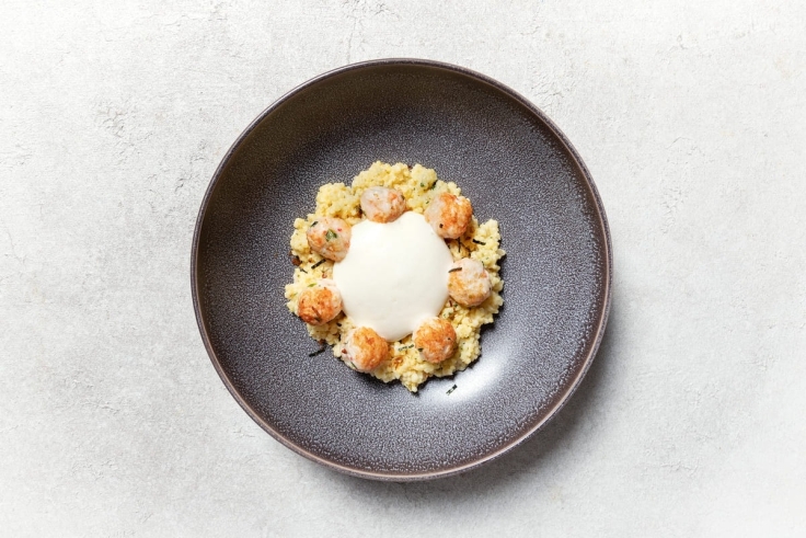 Яичница с белым трюфелем, безглютеновый кекс с кумкватом и сет-перформанс Александра Богданова: гастроновости недели