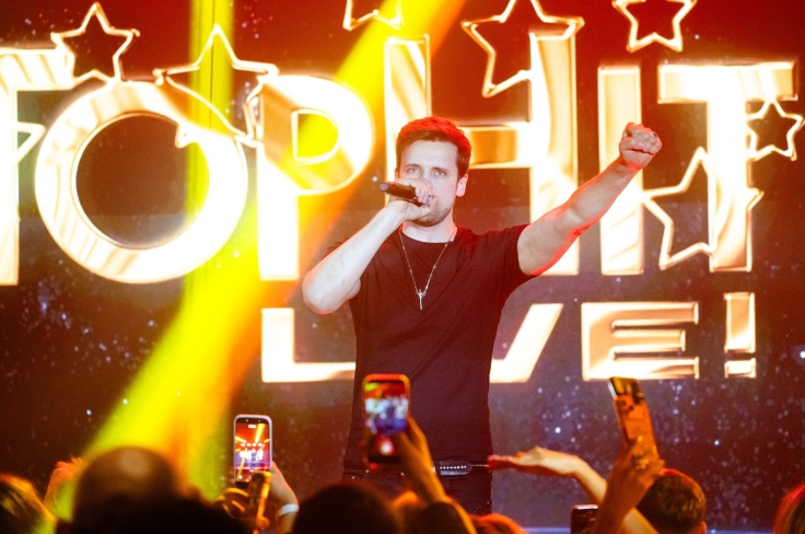 Каждый пятый трек в интернет-чартах создают нейросети