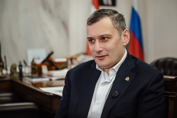 Чиновник из Курской области нецензурно ответил во время онлайн-встречи с Хинштейном
