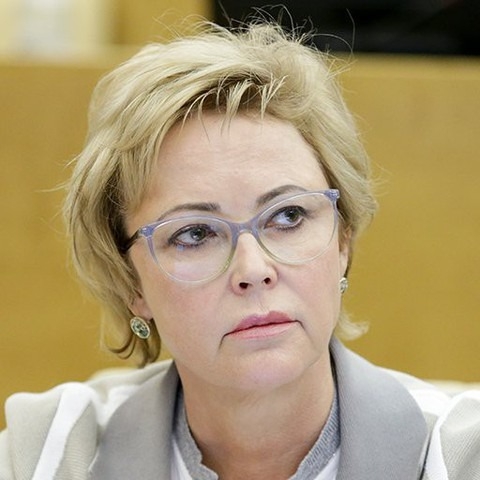 Депутат Соломатина: регионы не справляются с ситуацией по коронавирусу