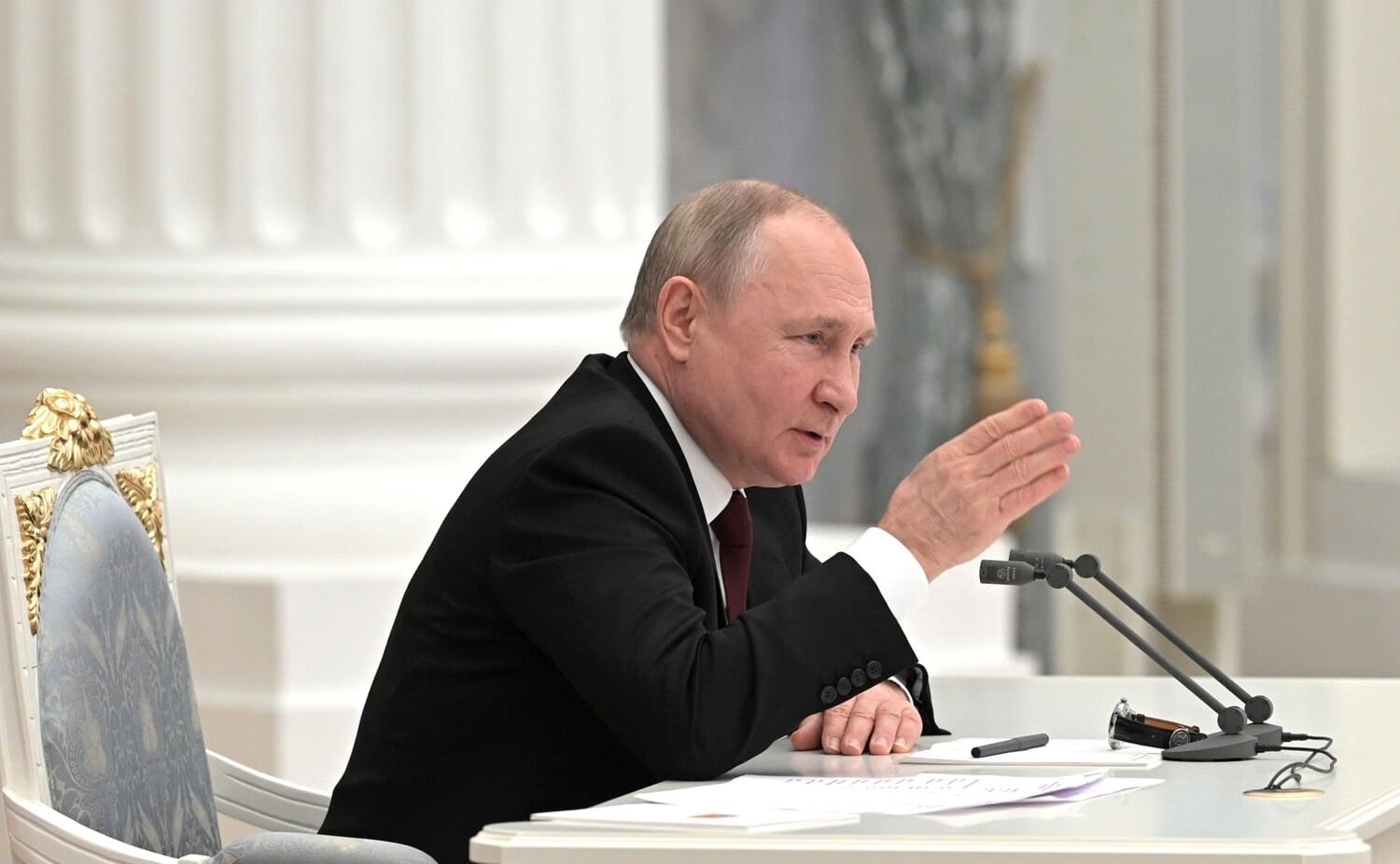 Владимир Путин в ближайшее время выступит с обращением к россиянам