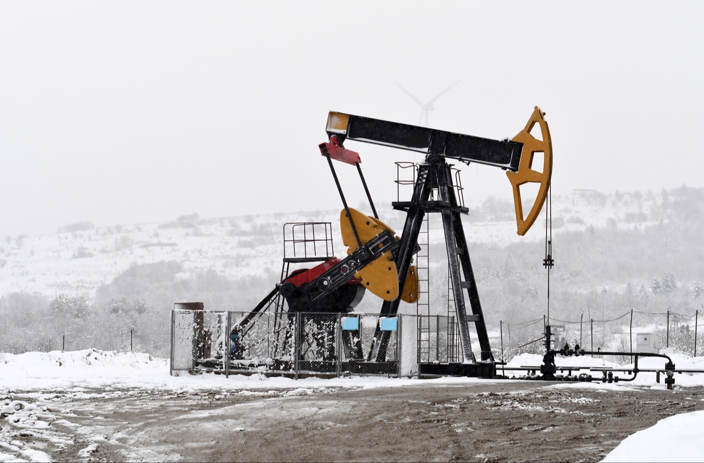 Эксперт: нефть из России не заменить