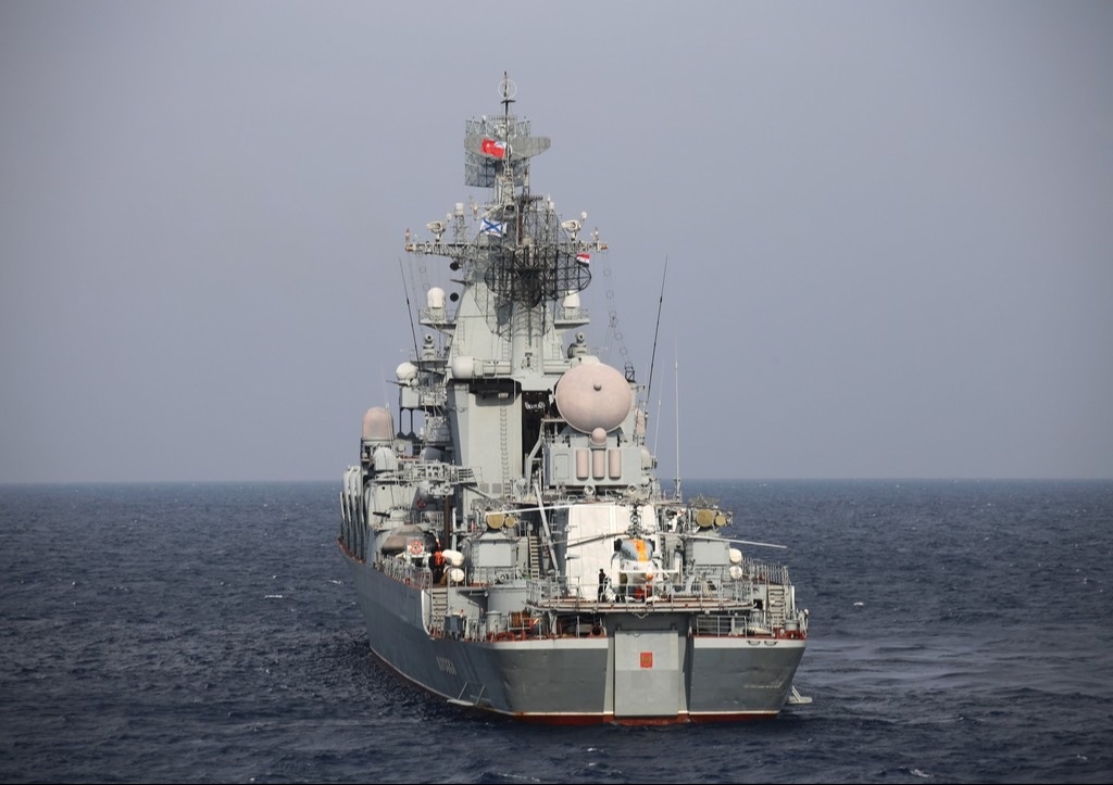 Эксперт о снимках крейсера «Москва»: это фотографии именно этого корабля 