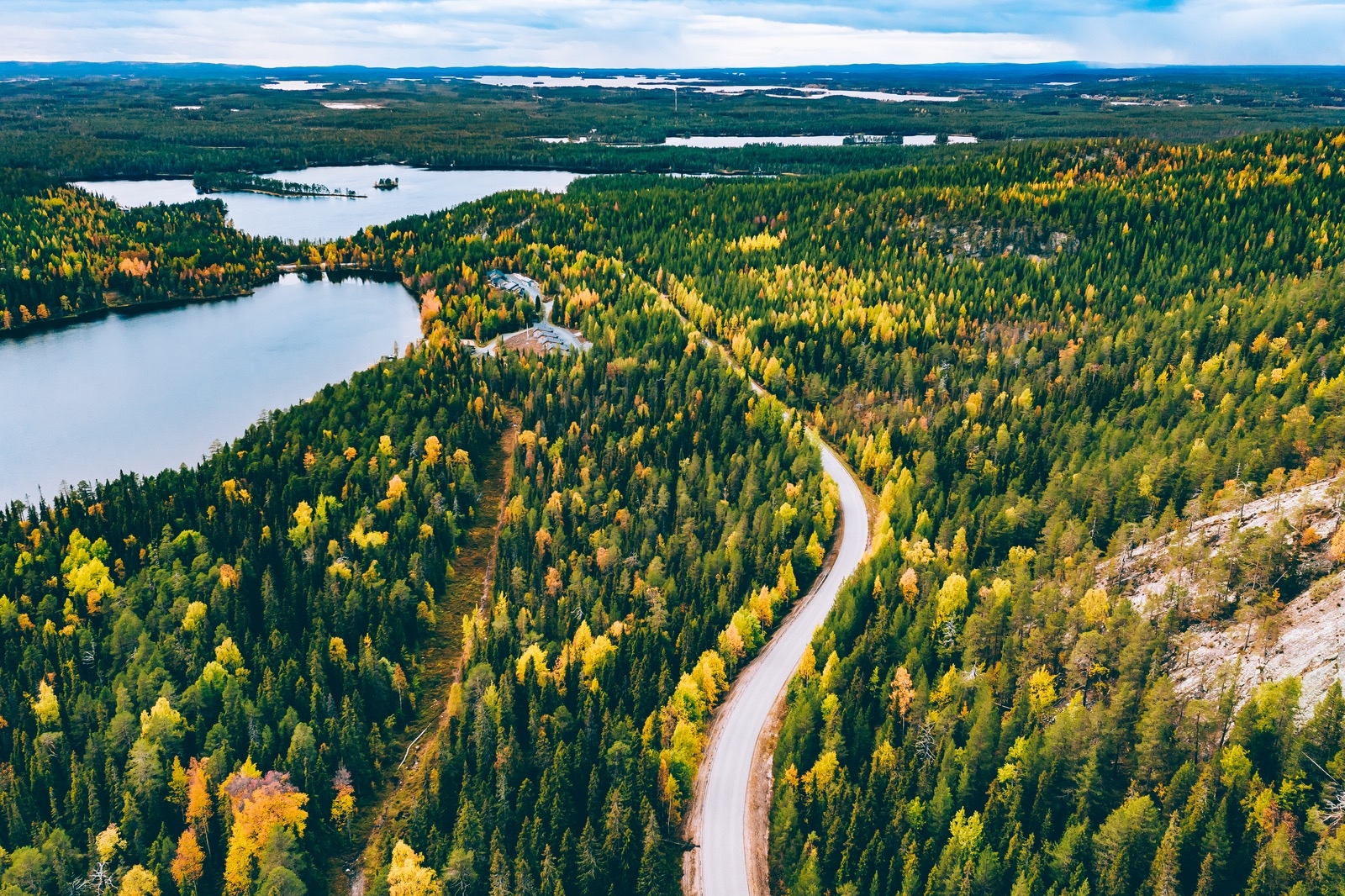 Российские туристы не могут попасть в Финляндию через сухопутную границу