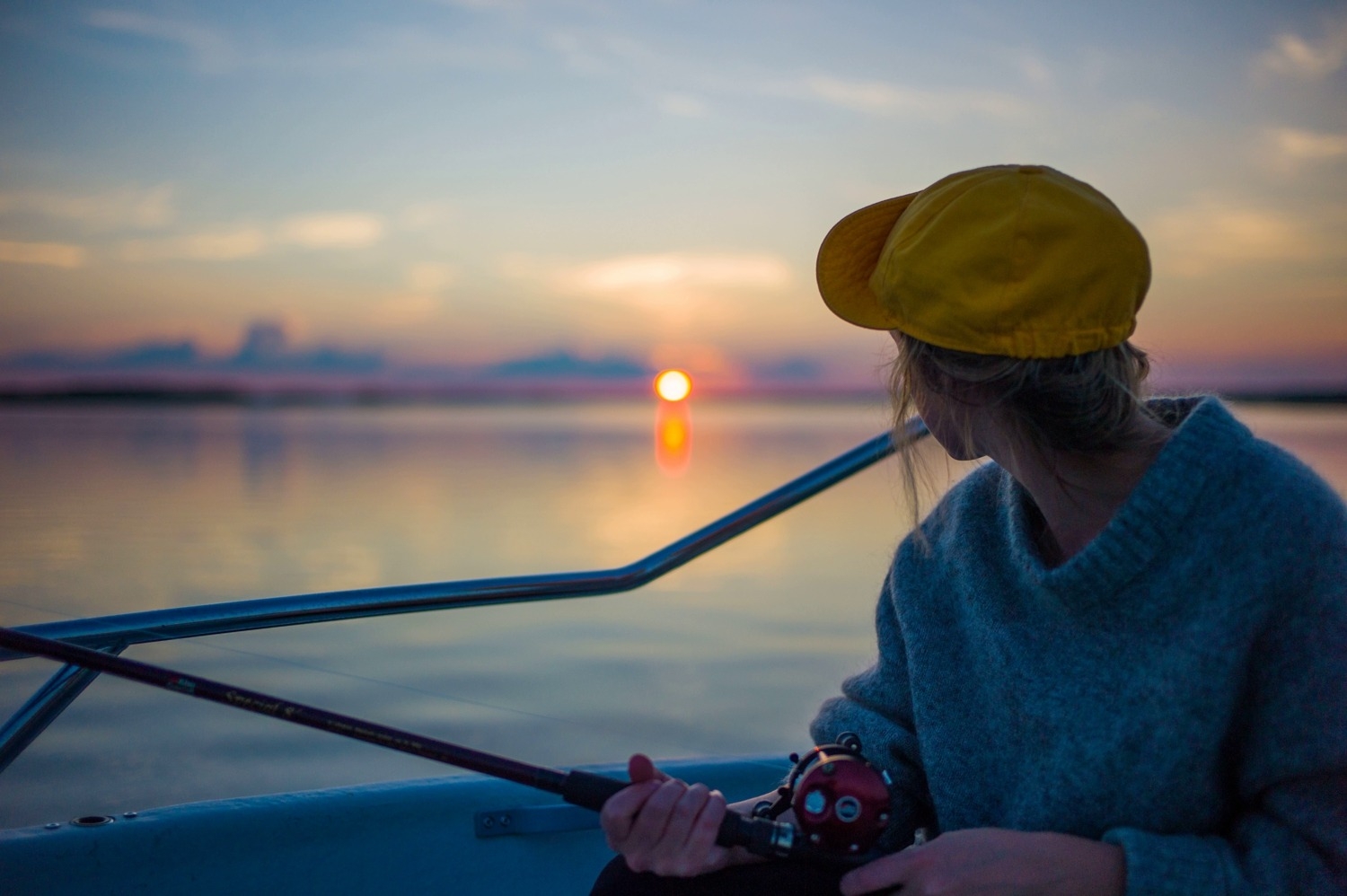 Дикая рыбалка, русская баня и настоящий интернет-детокс: путешествие на озеро Селигер
