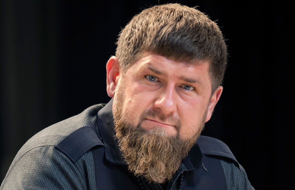 Песков: идею Кадырова о «самомобилизации» должны оценивать военные