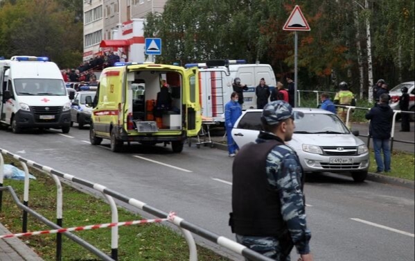 В Ижевске задержали директора ЧОПа, чьи сотрудники охраняли школу №88