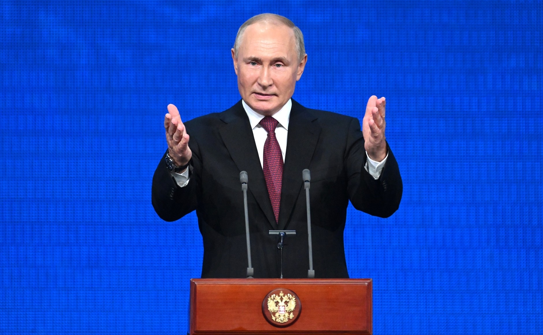В Сети заработал сайт с поздравлениями россиян президенту РФ Владимиру Путину