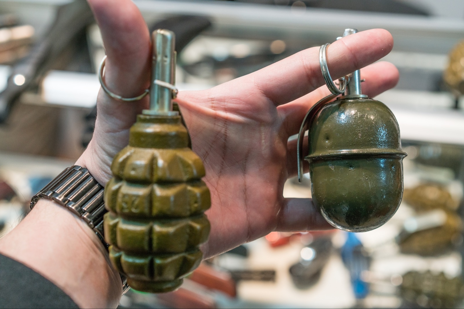 В одном из зданий в центре Москвы нашли гранату