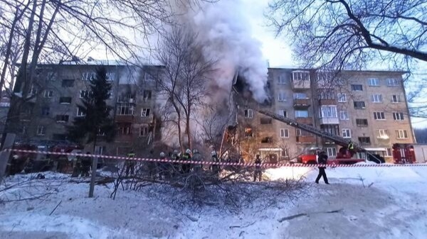 Трое жильцов дома в Новосибирске погибли в результате взрыва газа