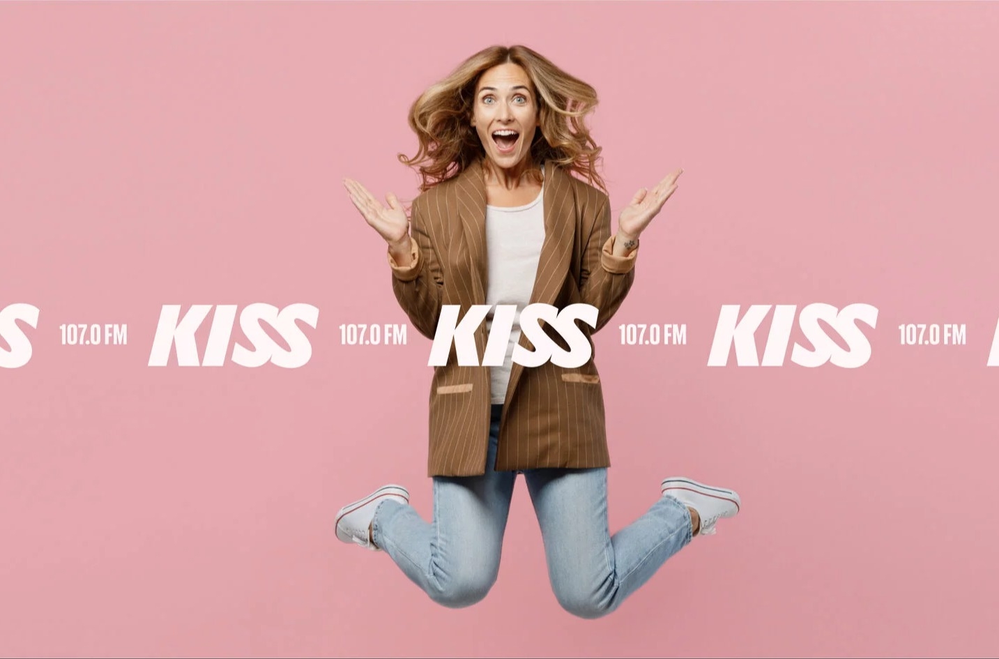 KISS FM новое музыкальное радио для женщин на волне 107.0 FM