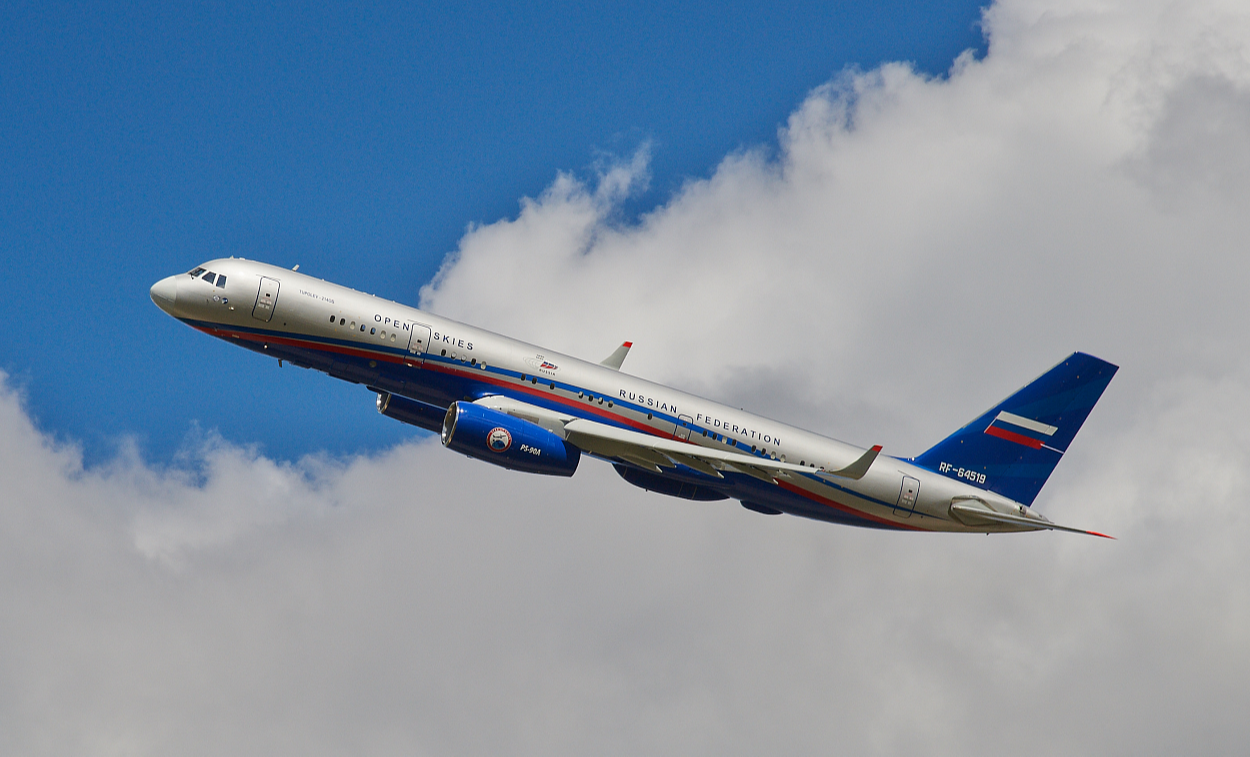 В авиакомпании «Аэрофлот» предложили изменить салон самолета Ту-214