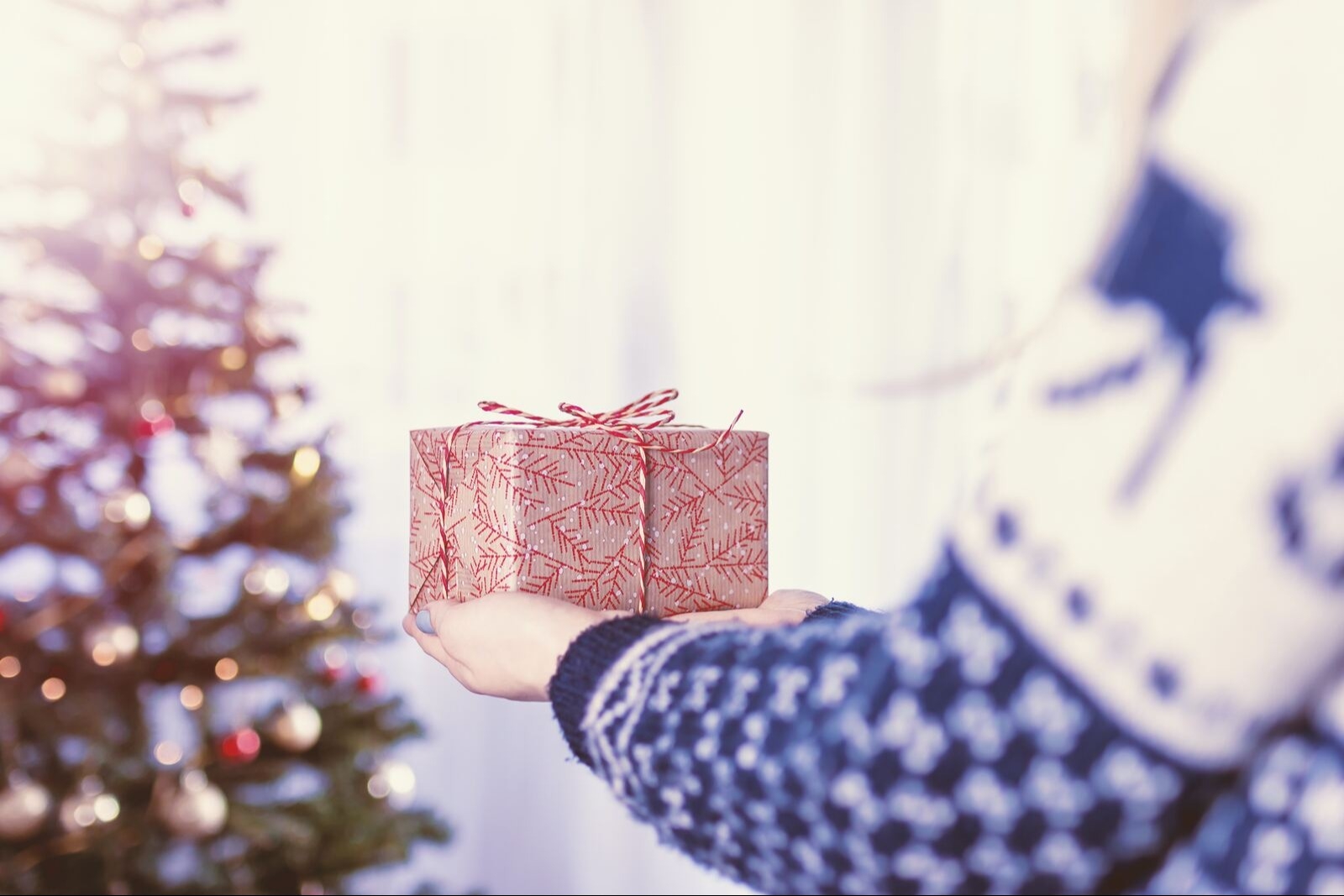 Эксперт рассказала, как правильно покупать подарки к Новому году
