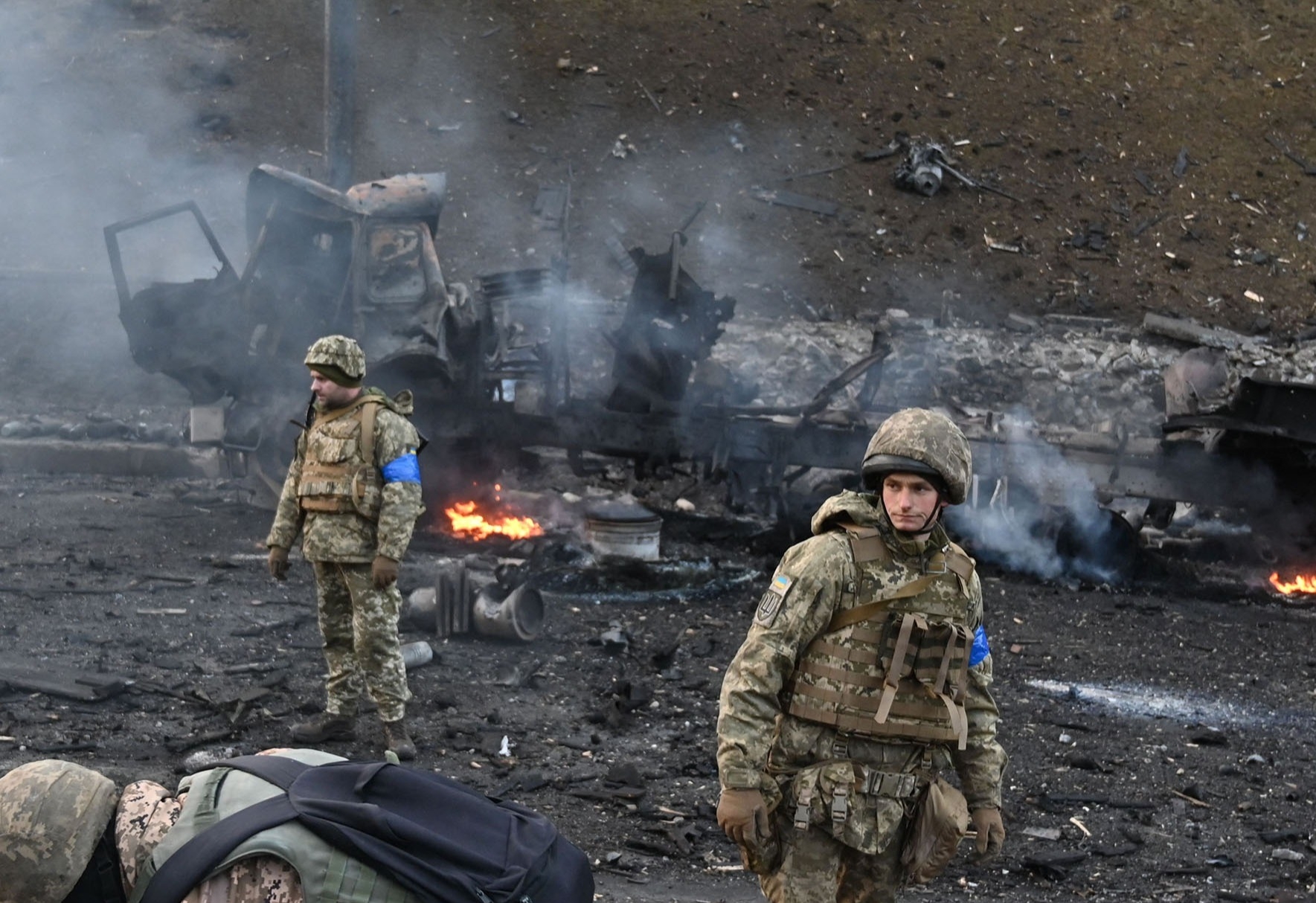 Сколько погибло с февраля на украине. Погибшие украинские солдаты.