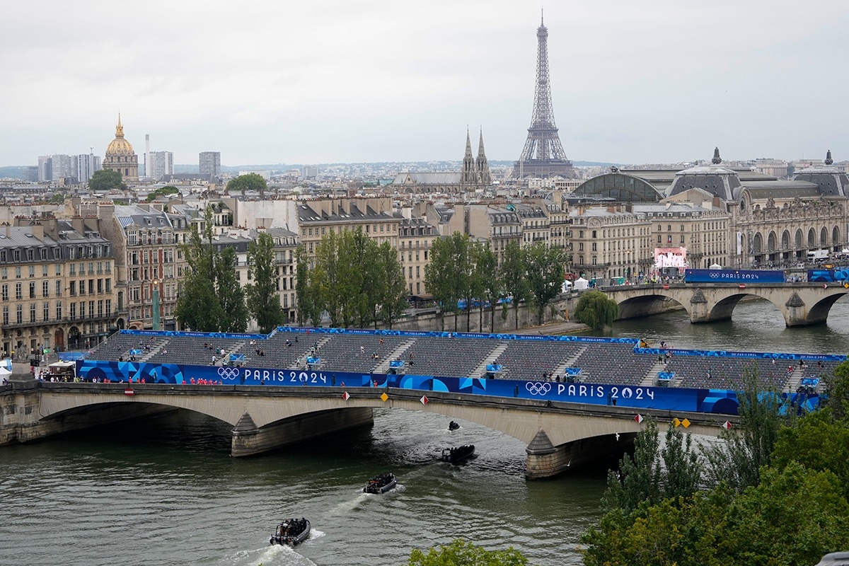 Мужской триатлон на Играх в Париже перенесли из-за загрязнения Сены