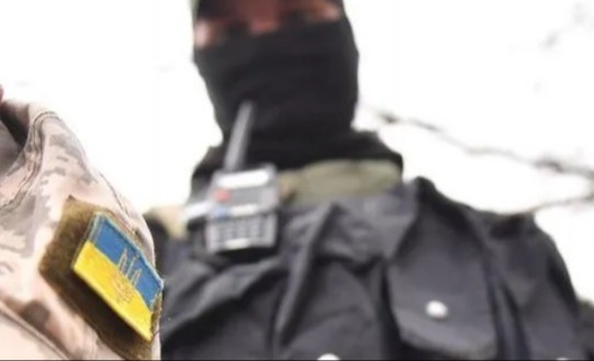 FT: украинская оборона трещит по швам