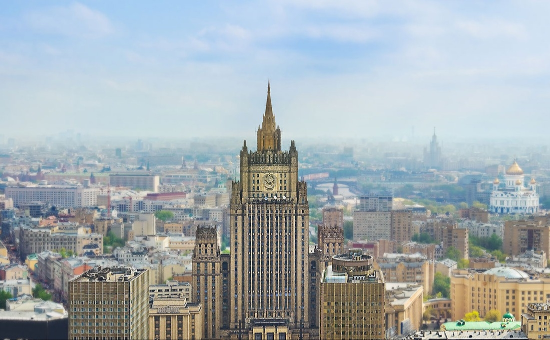 МИД: Россия и США обсудили проблемы работы посольств в Москве и Вашингтоне