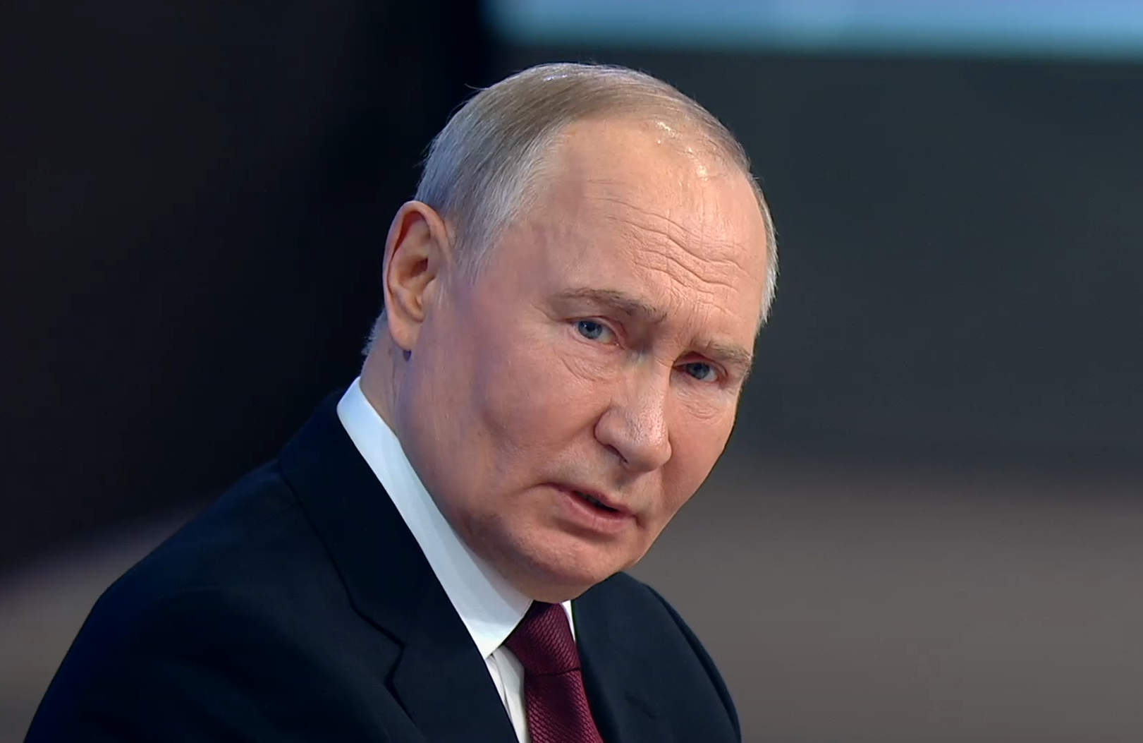 Путин назвал террористами всех украинских военных в Курской области