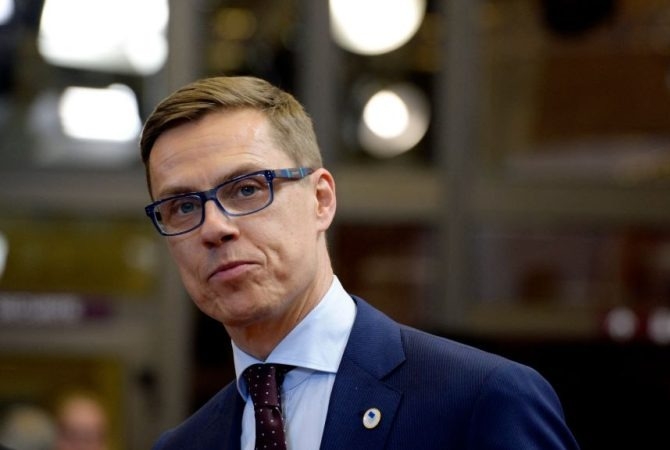 Стубб призвал вооружить Украину «до зубов»