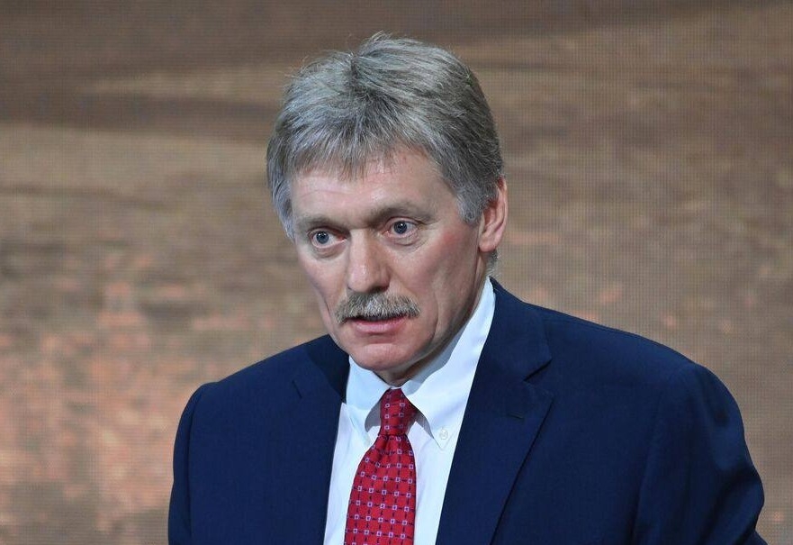 Песков: Кремль отслеживает информацию об ударах Киева по энергообъектам РФ
