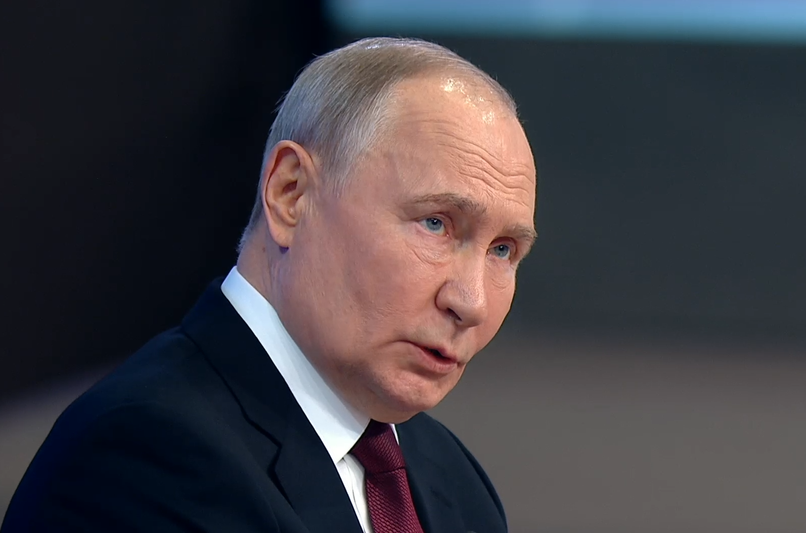 Журова допустила существование тайных переговоров мировых лидеров с Путиным