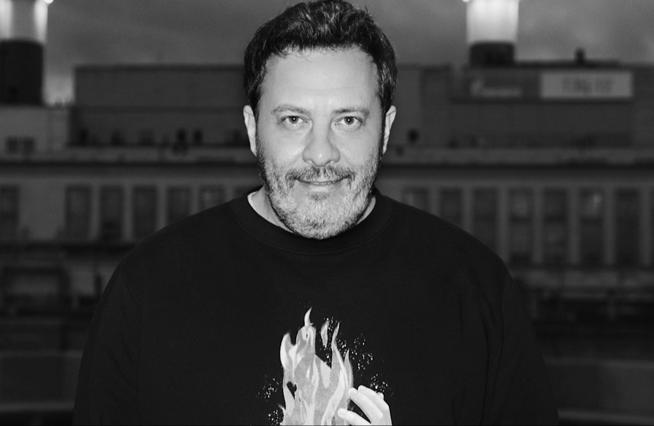 Сергей Минаев: В молодости прочел брошюру и целых 8 месяцев откладывал часть своего скудного заработка, предназначенную на развлечения