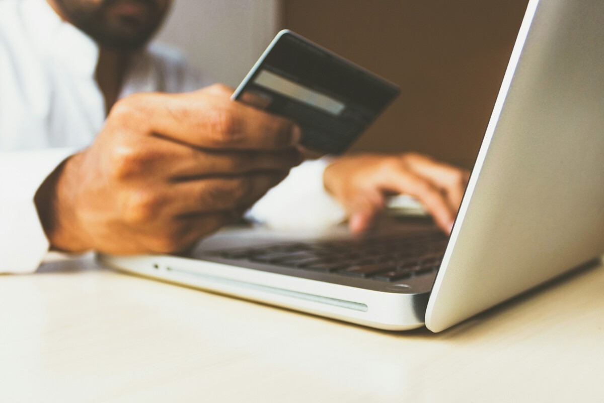Специфика онлайн-платежей в e-commerce: что нужно знать бизнесу — рекомендации основателя Payselection Гарика Кравцова