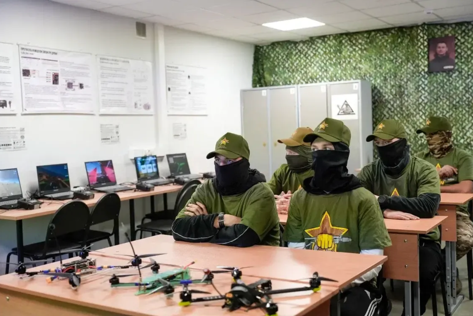 Курсы операторов беспилотников для контрактников открылись в Подмосковье