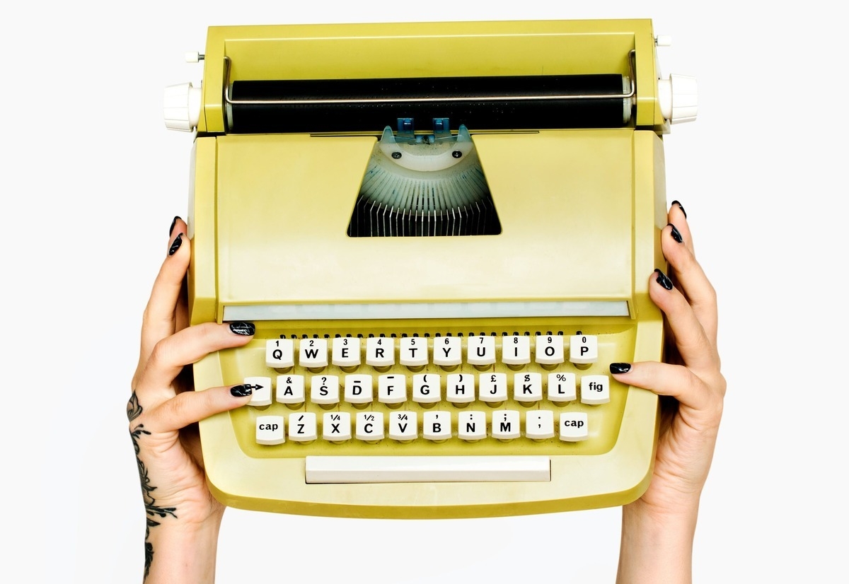 Brain rot, Gyatt и Clocking tea. 10 модных английских слов