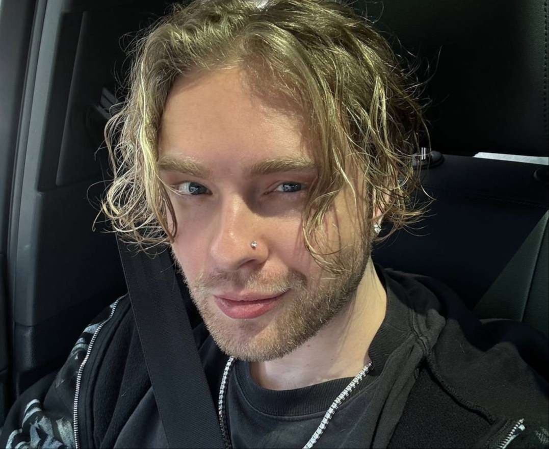 Эротика на сцене: концерт Егора Крида в Лужниках дошёл до Госдумы