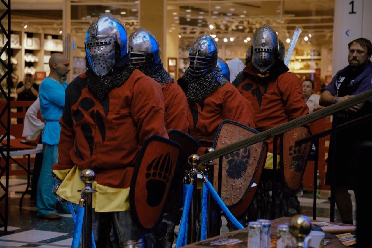 «Меч России». Как прошёл чемпионат по средневековым рыцарским боям