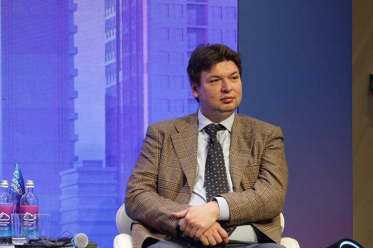 «Русская Медиагруппа» представила опыт использования ИИ на форуме БРИКС