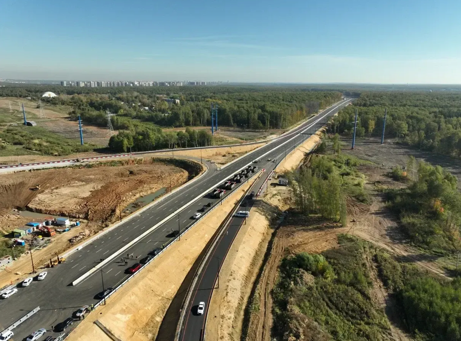 В Подмосковье открыли новый участок Южно-Лыткаринской дороги: путь до Домодедово стал быстрее на 20 минут