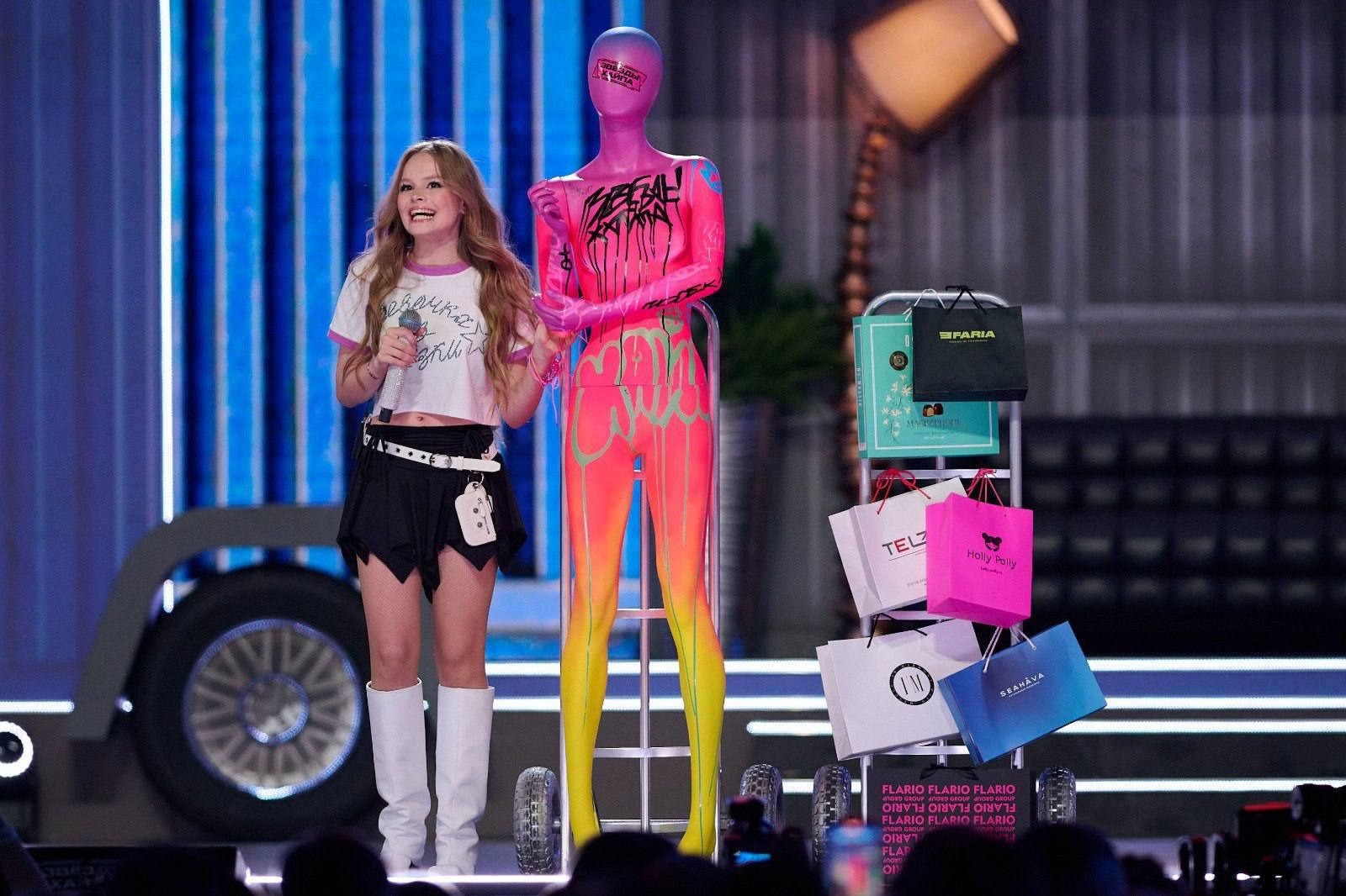 Победителям премии «Звезды Хайпа» вручат табуретки и ордер на квадратный метр